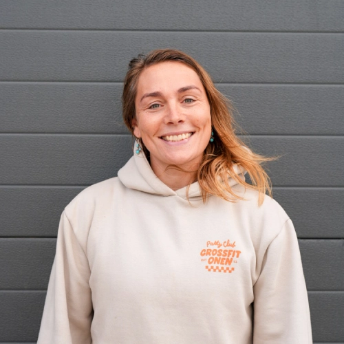 Coach Heather at CrossFit Onen